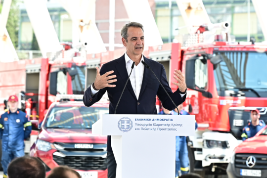 Ο Πρωθυπουργός Κυριάκος Μητσοτάκης στην εκδήλωσή για τα νέα πυροσβεστικά στο ΟΑΚΑ
